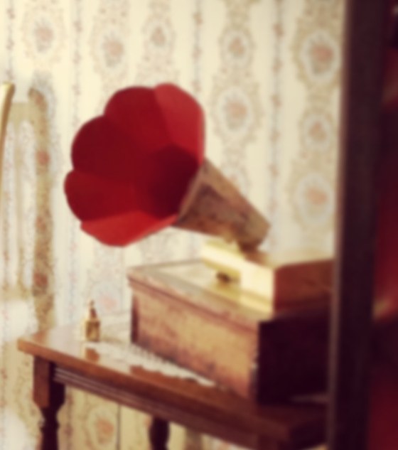 Le gramophone du décor